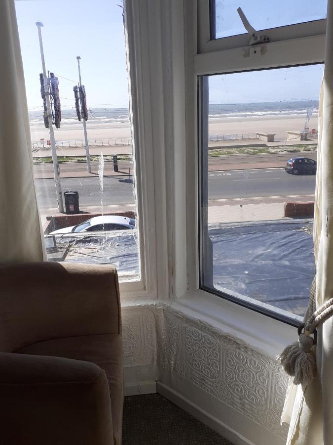 The Coastal Bay Hotel Blackpool Bagian luar foto