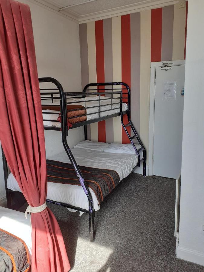 The Coastal Bay Hotel Blackpool Bagian luar foto