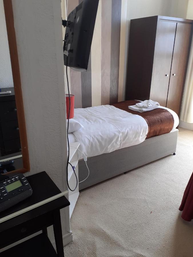 The Coastal Bay Hotel Blackpool Bagian luar foto